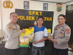 Polsek Fakfak Gelar Gerakan Pangan Murah Beras Sphp Untuk Warga