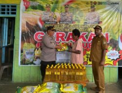 Polres Teluk Bintuni Dukung Program Presiden, Gelar Gerakan Pangan Murah di Kampung Yaru