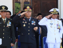 Kapolres Sarmi Bersama Forkopimda Ikuti Upacara Hari Olahraga Nasional ke-42