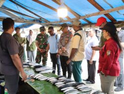 Kapolres dan Bupati Sarmi Pimpin Sidak Sembako di Pasar Sentral Mararena