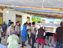 Kapolsubsektor Pulau Liki Bersama Anggota Hadiri Pemakaman Warga Sebagai Bentuk Kepedulian