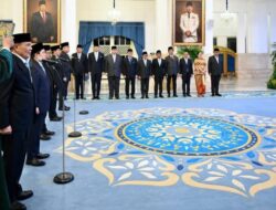 Presiden Prabowo Lantik Dua Menteri dan Tiga Wakil Menteri Kabinet Merah Putih