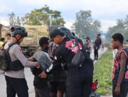 Regu siaga III Polres Jayawijaya dan Brimob Yon C Wamena Gelar Patroli dan Razia Harkamtibmas di Wamena