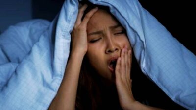 Pernah Terbangun Lebih Awal Dini Hari? Ini Penjelasannya