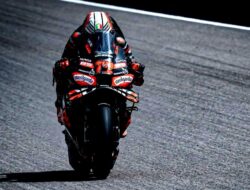 Marco Bezzecchi Menangi Sprint Race MotoGP Mandalika 2025