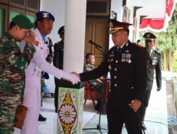 TNI Prima, Indonesia Maju! Kapolres Sarmi Hadiri Upacara HUT TNI ke-80 di Kodim 1712/Sarmi