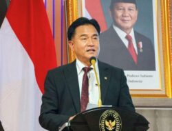 Menko Yusril Bantah Ada Pembicaraan Diam-Diam RI-Israel untuk ‘Normalisasi’ Hubungan