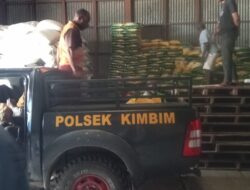 Polres Jayawijaya dan Kcp Bulog Gelar Gerakan Pangan Murah di Mapolsek Asologaima