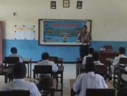 Wujudkan Generasi Sadar Lalu Lintas, Sat Lantas Polres Sarmi Sambangi SMPN 2 Sawar