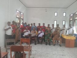 Kapolsek Pantai Barat Ipda Adolf Awor Yane Hadiri Rapat Tingkat Sektor, Bahas Penguatan Partisipasi Masyarakat di Distrik Pantai Barat