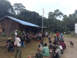 Kapolsek Tor Atas Pimpin Konsolidasi Tim Gabungan dalam Pencarian Security PT. Iriana Mutiara Mining yang Hilang