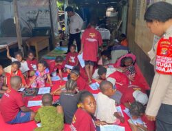 Subsatgas Si Ipar Operasi Rasaka Cartenz 2025 Gelar Kegiatan Mengajar di Kampung Walani, Distrik Wesaput