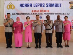 Acara Lepas Sambut Kasat Reskrim dan Kapolsek Pantai Timur Berlangsung Hangat di Aula Utama Polres Sarmi