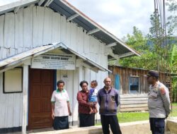 Polsek Kurulu Tingkatkan Hubungan Harmonis dengan Masyarakat melalui Sambang Tokoh