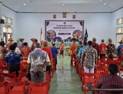 Polres Sarmi Amankan Pelaksanaan Rapat Pleno ke-XVIII Dewan Adat Papua di Aula Kantor Bupati Sarmi