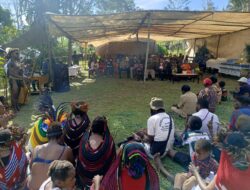 Polsek Bolakme Amankan Pembukaan Kelompok Tani Munak dan Peresmian Papan Nama Sekretariat Distrik Wentab Munak di Yalengga