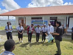 Sat Narkoba Polres Jayawijaya Berikan Penyuluhan Bahaya Narkoba dan Cinta Tanah Air di SMA YPPK St. Thomas Wamena