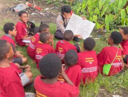 Polri Hadirkan Pembelajaran Lapangan untuk Anak Wamena dalam Program Rasaka Cartenz 2025