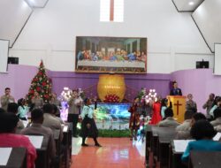 Wakapolres Jayawijaya: Natal Momentum Memperkuat Persaudaraan dan Pelayanan