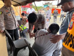 Hari Pertama Ops Lilin Mansinam 2025, Personel Berikan Penanganan Medis dan Trauma Healing Korban Laka Lantas