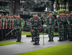 Kaskostrad Pimpin Upacara 17-an Bulan Januari di Makostrad
