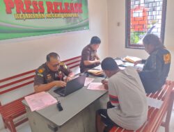 Satresnarkoba Polres Sarmi Serahkan Tiga Tersangka Beserta Barang Bukti ke Kejaksaan Negeri Jayapura