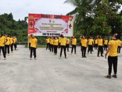 Jaga Kebugaran dan Kebersamaan, Kapolres Sarmi Pimpin Olahraga Pagi Bersama Personel