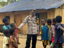 Sat Binmas Polres Jayawijaya Laksanakan Kegiatan DDS di Honai Lama II
