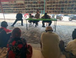 Sat Binmas Polres Jayawijaya Fasilitasi Mediasi Kasus Penganiayaan Melalui Pendekatan Kekekeluargaan