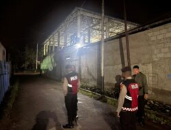 Polres Jayawijaya Amankan Sholat Tarawih di Mushola Al Muhajirin, Pastikan Ibadah Berlangsung Khusyuk