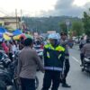 Momen Berburu Takjil ,Polresta Manokwari Lakukan Pengamanan dan Pengaturan Lalu Lintas