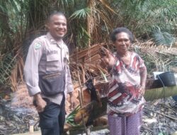 Bhabinkamtibmas Distrik Rumberpon Laksanakan Sambang dan Himbauan Kamtibmas di Kampung Yembekiri II