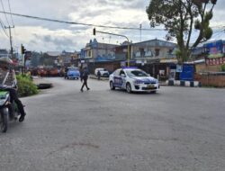 Satuan Lalu Lintas Polres Jayawijaya Kawal Kegiatan Jalan Santai HUT YPK ke-64 di Wamena