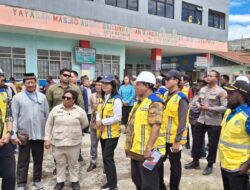 Kapolres Jayawijaya Pimpin Pengamanan Kunker Wamendagri dan Wamen PU di Wamena