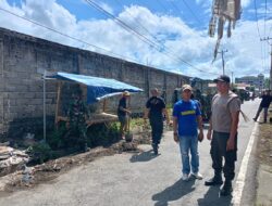 Wujud Kemanunggalan TNI – Rakyat, Kodim 1310/Bitung dan Yonif TP 916/BS bersama Warga Gelar Karya Bakti Pembersihan Kompleks Kanopi Bitung