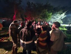 Respon Cepat Polres Jayawijaya, Tangani Kebakaran Dijalan Jb Wenas – Wamena