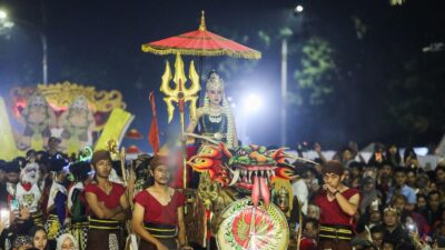 Kirab Milangkala Tatar Sunda, Nuansa Budaya Semarakkan Bandung