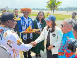 Wakil Menteri Pariwisata RI Tiba di Wamena, Disambut Forkopimda dan Berbagai Unsur Pemerintah Daerah