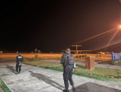 Polsek Kawasan Bandara Wamena Pastikan Aktivitas Penerbangan dan Kargo Berjalan Aman