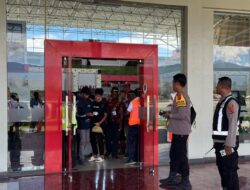 Polsek Kawasan Bandara Wamena Monitoring Aktivitas Penerbangan, Situasi Bandara Aman dan Kondusif