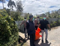 Polres Jayawijaya Evakuasi Pensiunan yang Ditemukan Meninggal di Kompleks Barak Penerangan