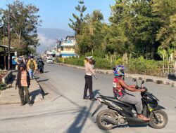 Satlantas Polres Jayawijaya Gelar Strong Point Pagi, Wujudkan Kamseltibcarlantas yang Aman dan Tertib