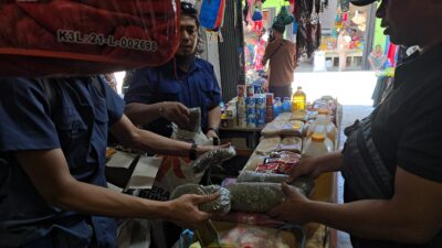 Sat Resnarkoba Polres Jayawijaya Amankan 12 Plastik Ganja di Pasar Wouma