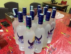 Sat Resnarkoba Polres Jayawijaya Amankan 14 Botol Miras Berlabel di Jalan Hom-hom