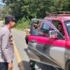 Polsek Bolakme Bersama Satgas Pamtas Laksanakan Razia Gabungan, Amankan 2 Pisau dan 1 Ketapel