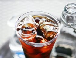 Mitos atau Fakta, Minum Es Bikin Flu Makin Parah?