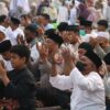 Polisi Bersama Masyarakat, Polres Fakfak Ikut Sholat Istisqa dan Pastikan Kegiatan Berjalan Aman